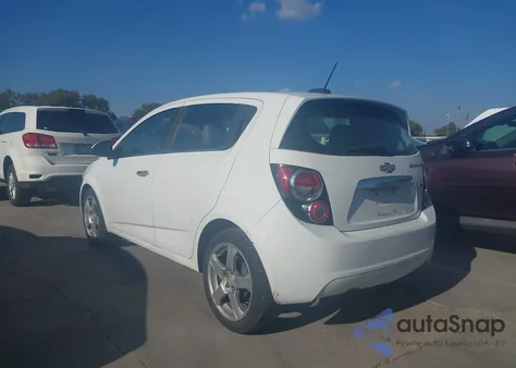 2015 Chevrolet Sonic Ltz Auto из США, поврежденный, VIN 1G1JE6SB2F4186609